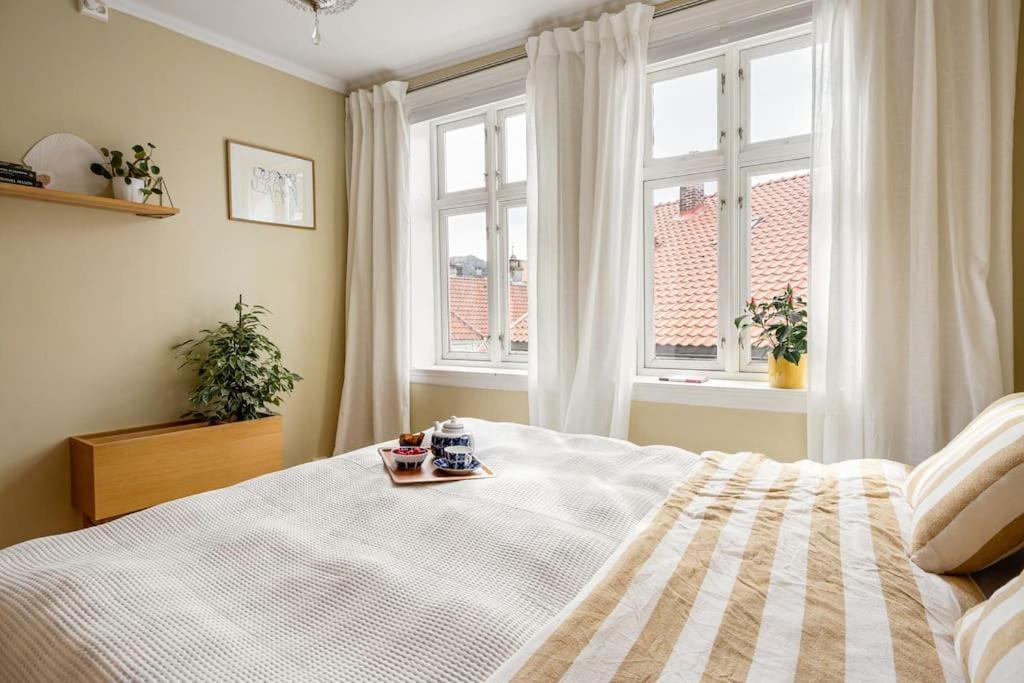 Det Lille Rode Huset Ved Floibanen Villa Bergen Exterior photo